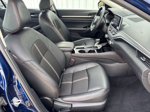 Used 2024 Nissan Altima 2.5 SR image 37