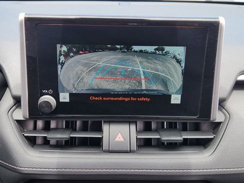 Certified 2025 Toyota RAV4 XLE FWD image 17