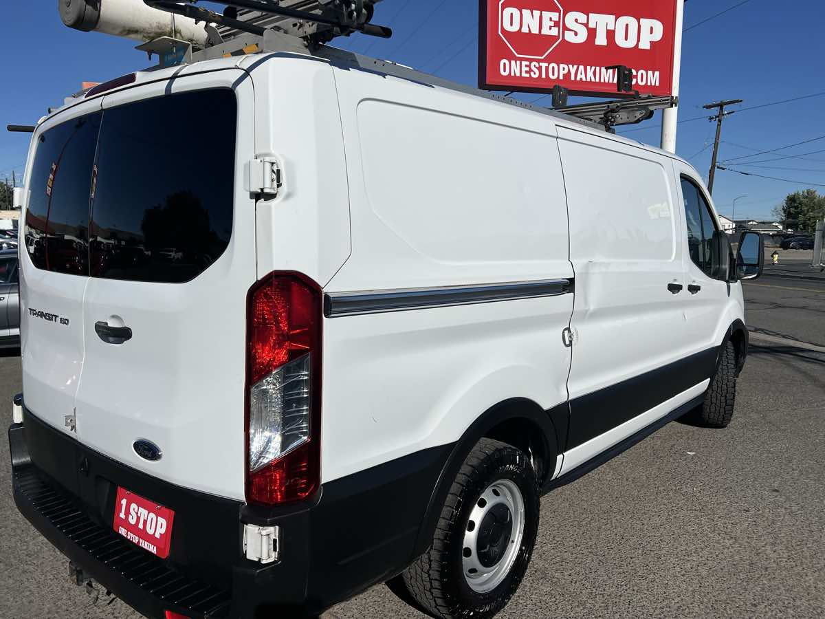 Used 2020 Ford Transit 150 Low Roof RWD image 5