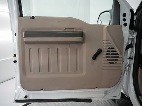 Used 2008 Ford F250 XL image 23