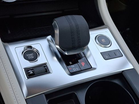 New 2026 Jaguar F-PACE R-Dynamic S image 13