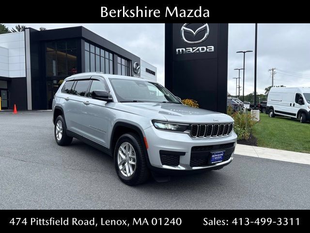 Used 2021 Jeep Grand Cherokee L Laredo w/ Luxury Tech Group I AWD/4WD image 1
