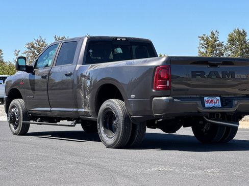 New 2026 RAM 3500 Laramie AWD/4WD image 5