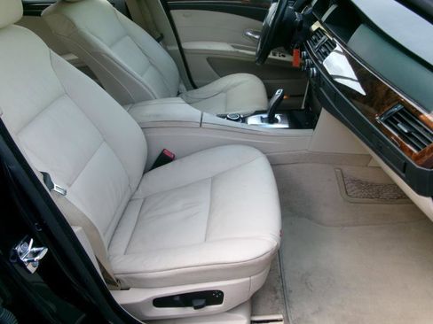 Used 2008 BMW 528xi Sedan AWD/4WD image 19