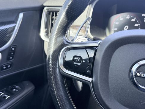 Used 2018 Volvo S90 T5 Momentum w/ Convenience Package image 67