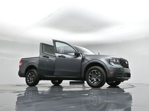 New 2026 Ford Maverick XLT image 48