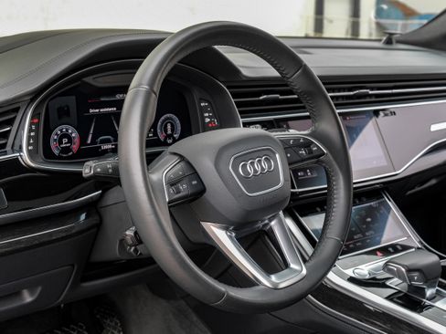 Used 2019 Audi Q8 Prestige AWD/4WD image 15