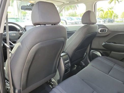 Certified 2024 Hyundai Venue SEL FWD image 9