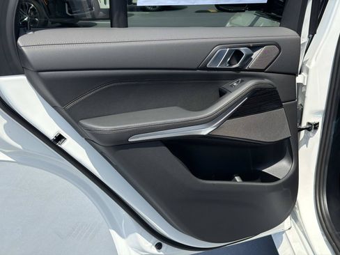 New 2026 BMW X5 sDrive40i w/ M Sport Package RWD image 11