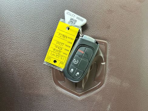 Used 2018 RAM 1500 Laramie w/ Convenience Group image 33