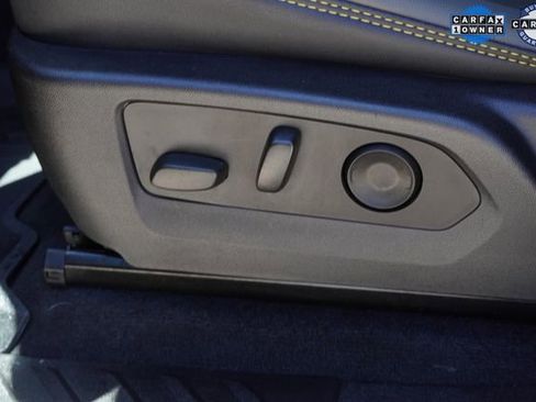 Used 2023 Chevrolet Colorado ZR2 w/ ZR2 Convenience Package III image 18