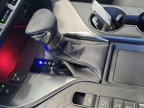 New 2026 Lexus LX 600 4WD w/ Premium Package image 28