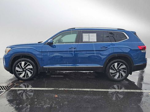 Used 2025 Volkswagen Atlas SEL image 6