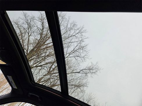 Used 2019 BMW X3 xDrive30i w/ Driving Assistance Package image 19