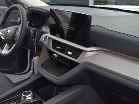 New 2026 Ford Explorer Active image 13