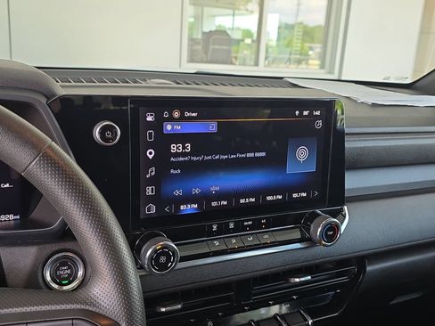Used 2024 Chevrolet Colorado W/T RWD image 13