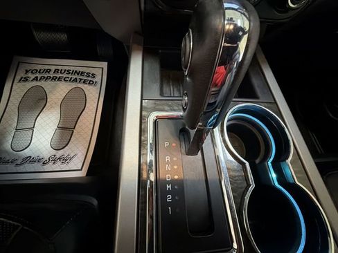 Used 2017 Ford Expedition EL Limited w/ Equipment Group 301A image 20