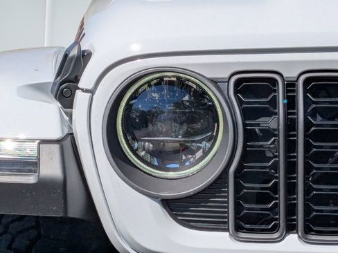 New 2026 Jeep Gladiator Rubicon AWD/4WD image 9