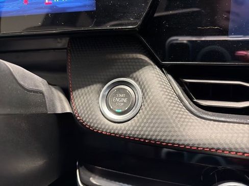 Used 2025 Chevrolet Equinox RS w/ Safety and Technology Package image 25