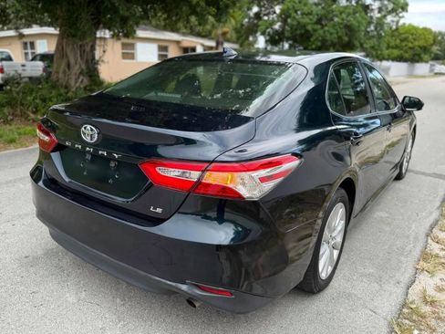 Used 2019 Toyota Camry LE image 7