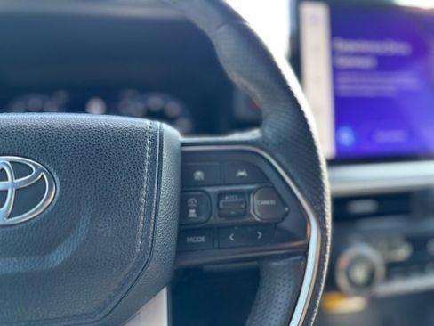 Used 2024 Toyota Tacoma TRD Off-Road w/ TRD Off Road Premium Package image 8