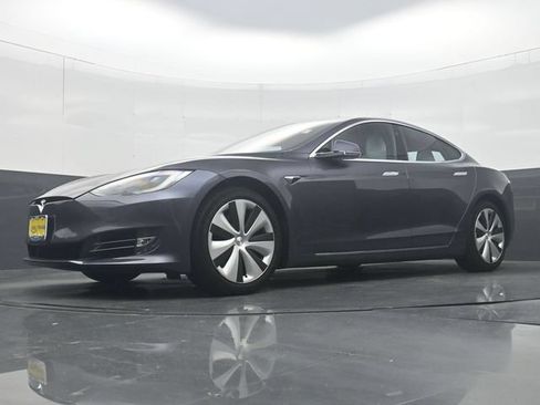Used 2021 Tesla Model S Long Range AWD/4WD image 28