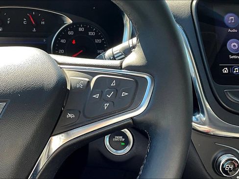 Used 2024 Chevrolet Equinox LT AWD/4WD image 12