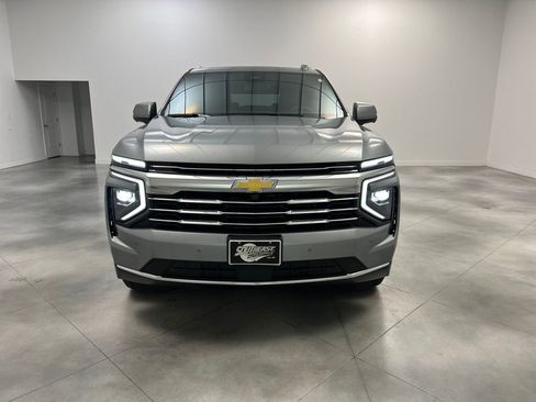 Used 2025 Chevrolet Tahoe LT image 2