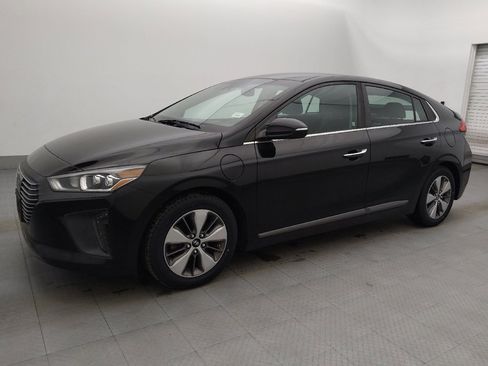 Used 2019 Hyundai Ioniq Limited image 2