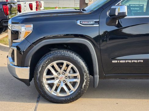Used 2021 GMC Sierra 1500 SLT image 9
