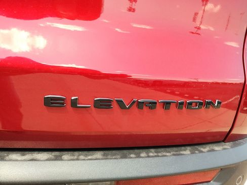 New 2025 GMC Acadia Elevation w/ Elevation Premium Package image 30