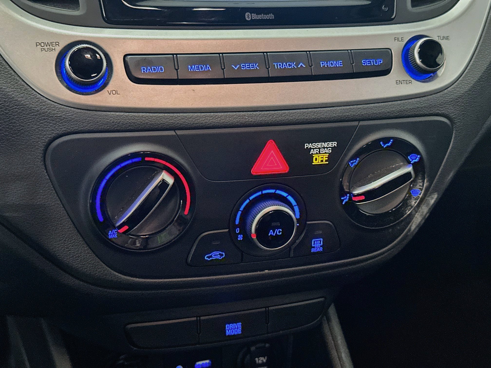 Used 2020 Hyundai Accent SE FWD image 23