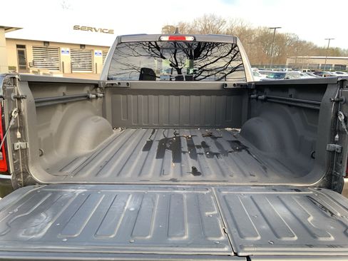 Used 2023 RAM 1500 Laramie image 13