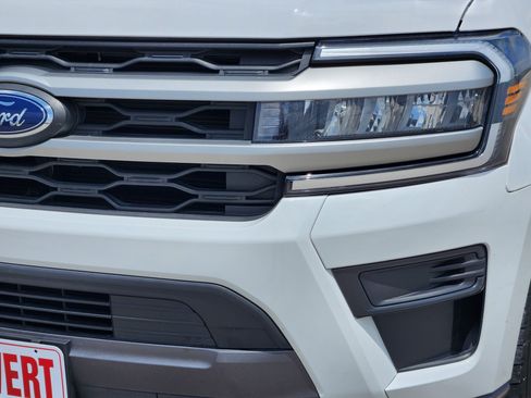 Used 2023 Ford Expedition Max XLT RWD image 8