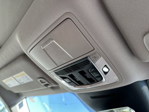 Used 2025 Acura MDX Advance Package image 28