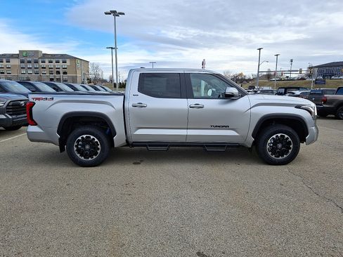 New 2026 Toyota Tundra SR5 image 7