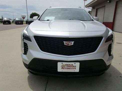 Used 2021 Cadillac XT4 Sport w/ Sun And Sound Package AWD/4WD image 4