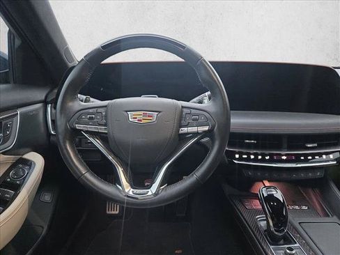 Used 2025 Cadillac CT5 V RWD image 17