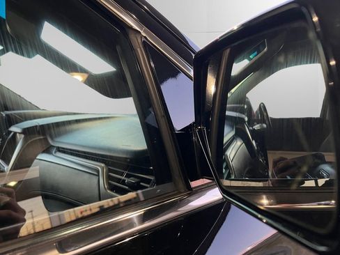 Used 2019 GMC Yukon Denali image 13