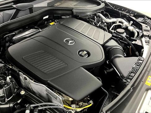 New 2025 Mercedes-Benz GLC 300 image 17