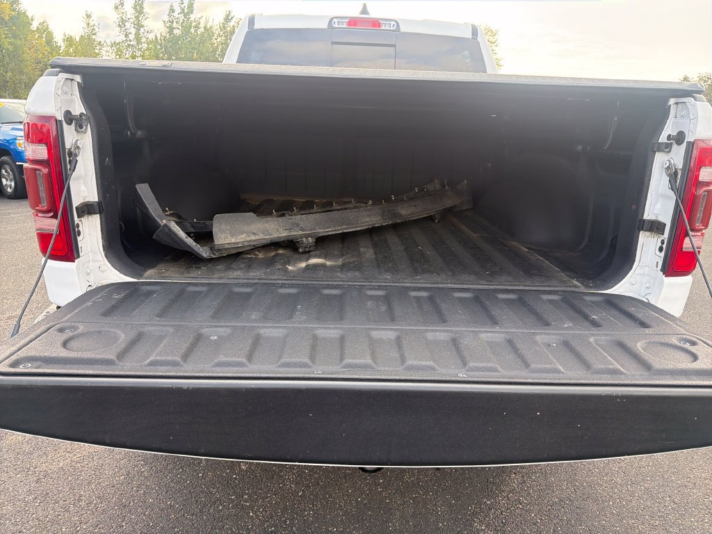 Used 2020 RAM 1500 Laramie AWD/4WD image 29