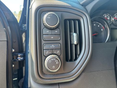 Certified 2022 Chevrolet Silverado 2500 W/T w/ Gooseneck/5TH Wheel Package image 16