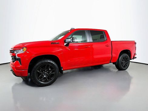 Used 2023 Chevrolet Silverado 1500 RST image 3