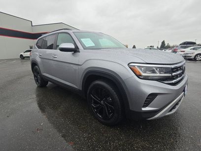 Used 2023 Volkswagen Atlas SE w/ Panoramic Sunroof Package