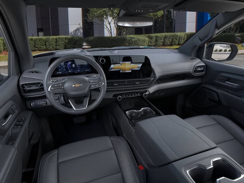 New 2026 Chevrolet Silverado EV LT AWD/4WD image 15