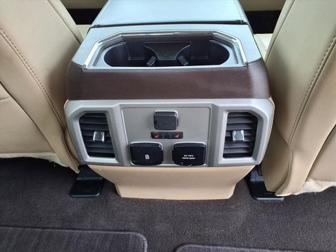 Used 2019 Ford F150 Lariat w/ Equipment Group 502A Luxury image 18