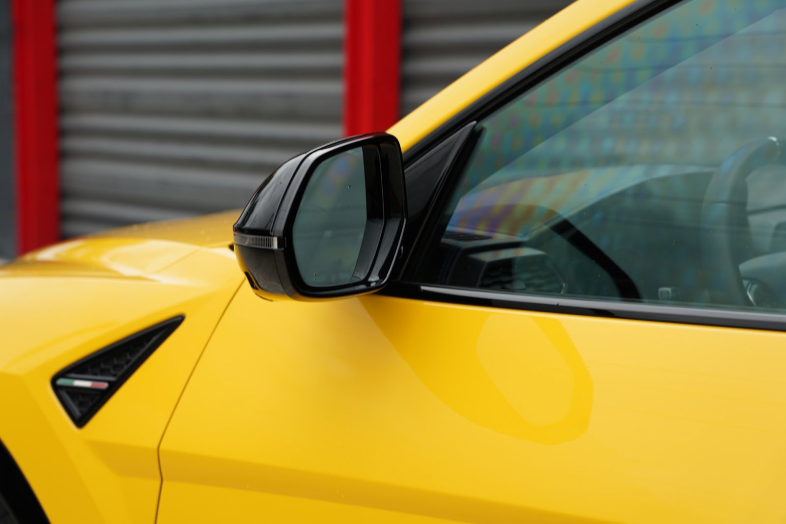 Used 2021 Lamborghini Urus AWD/4WD image 17