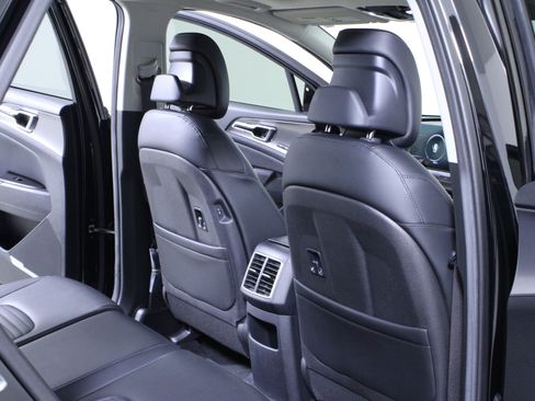 Used 2023 Kia Sportage SX image 13