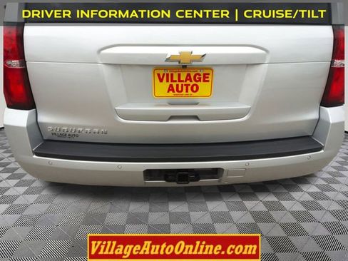 Used 2020 Chevrolet Suburban LT image 12