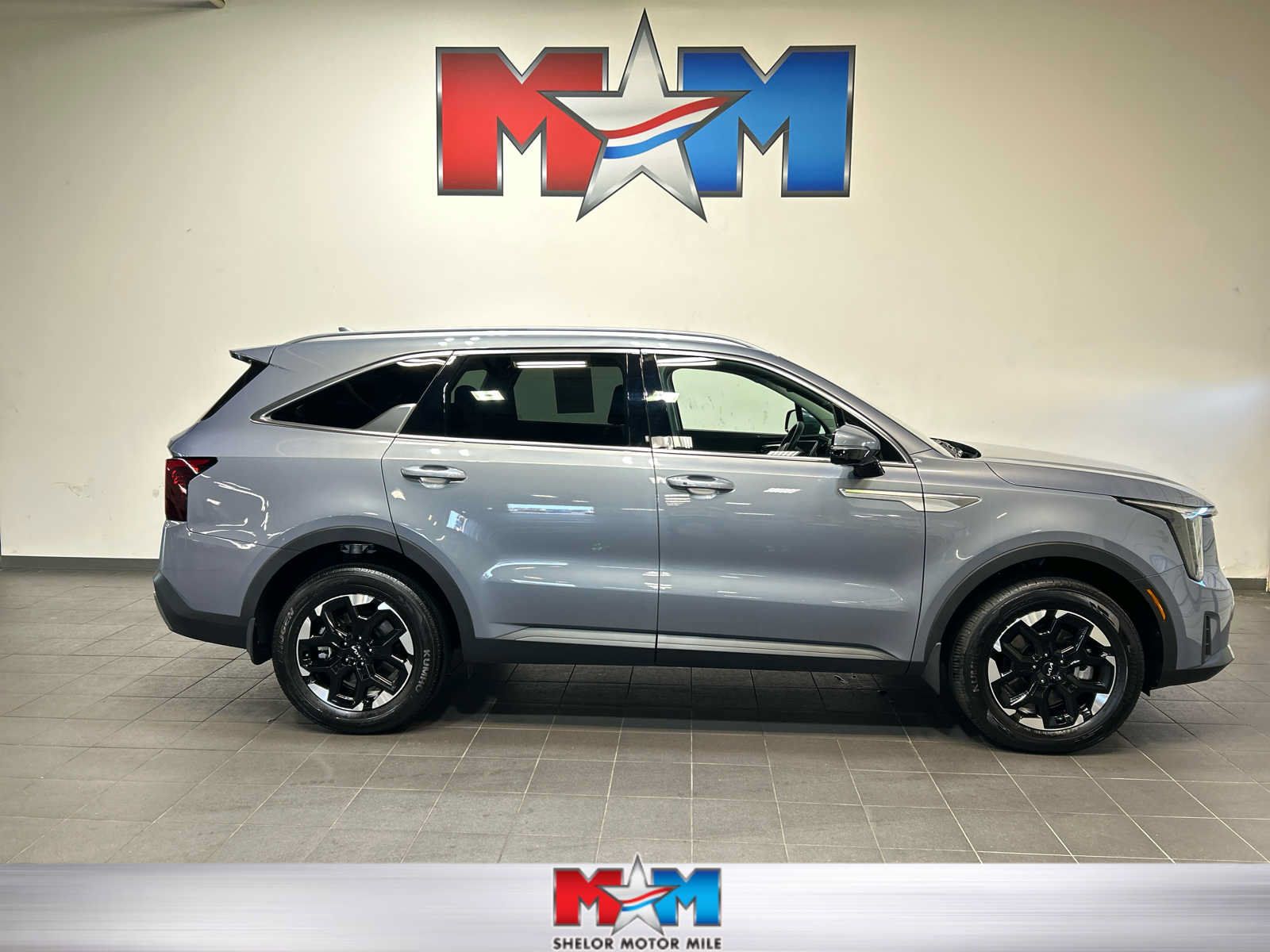 Used 2025 Kia Sorento S AWD/4WD image 1